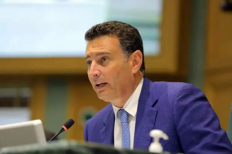 رئيس مجلس النواب في مستهل جلسة النواب: عدو إرهابي يتعامل بمنطق العصابات