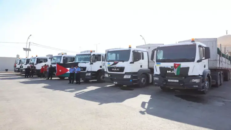 بتوجيهات ملكية..الأردن يسير 6 شاحنات أدوية ومعدات طبية للأهل في فلسطين-صدى الشعب-صحيفة اخبارية