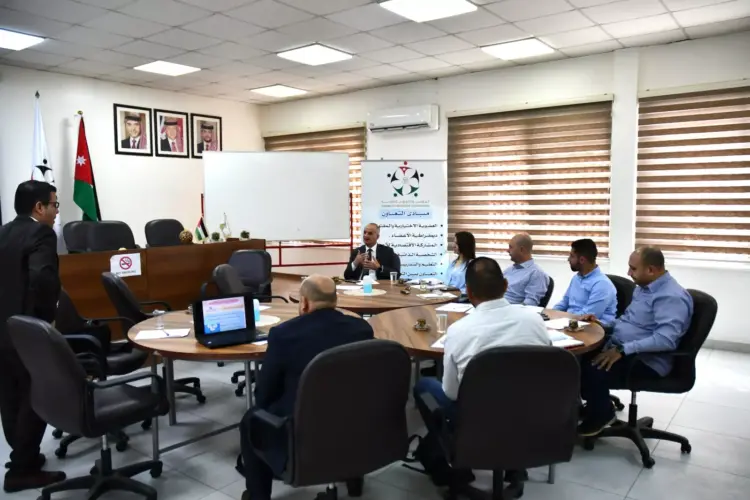 حوارية حول مفاهيم ومزايا العمل التعاوني