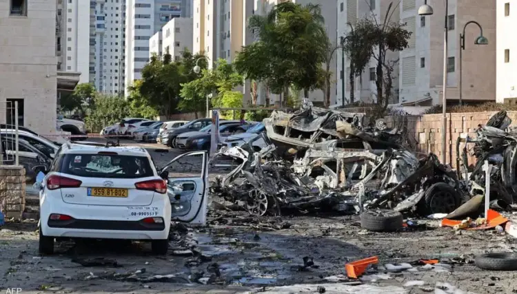 كتائب القسام تقصف اسدود وعسقلان بـ 120 صاروخًا