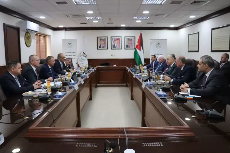 وفدٌ من جهاز الرقابة البولندي يزور هيئة النزاهة ومكافحة الفساد-صدى الشعب-صخيفة اخبارية