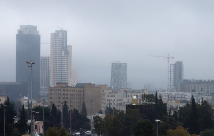 أجواء غائمة وهطول أمطار خفيفة بمختلف المناطق اليوم-صدى الشعب-صحيفة اخبارية