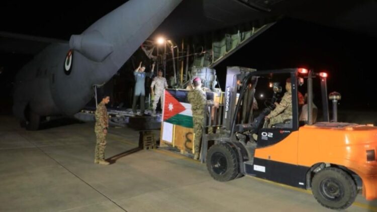 لجان المخيمات تثمن بجهود القوات المسلحة بإنزال مساعدات للمستشفى الميداني بغزة-صدى الشعب-صحيفة اخبارية