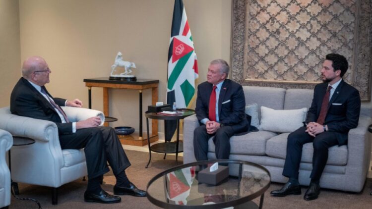 الملك وميقاتي يبحثان التطورات الخطيرة في غزة وتكثيف الجهود الدولية لوقف الحرب-صدى الشعب-صحيفة اخبارية