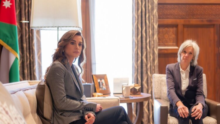 الملكة تلتقي مسؤولين من أطباء بلا حدود وتطلع على جهودها بغزة-صدى الشعب-صحيفة اخبارية