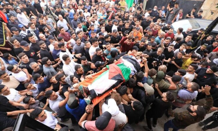 طولكرم تشيع 7 شهداء ارتقوا برصاص الاحتلال-صدى الشعب-صحيفة اخبارية