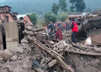 مصرع 119جراء زلزال ضرب نيبال