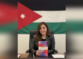 {"remix_data":[],"remix_entry_point":"challenges","source_tags":[],"origin":"unknown","total_draw_time":0,"total_draw_actions":0,"layers_used":0,"brushes_used":0,"photos_added":0,"total_editor_actions":{},"tools_used":{},"is_sticker":false,"edited_since_last_sticker_save":false,"containsFTESticker":false}